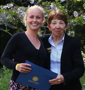 kathleen-deck-wins-best-of-arts-division,-poses-with-lori-kletzer-cropped.jpg